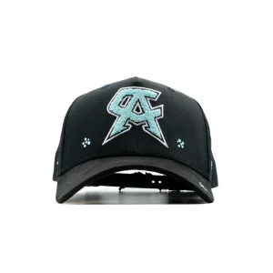 vista frontal principal con bordado 3D gorra dandy hats x canelo alvarez tiffany