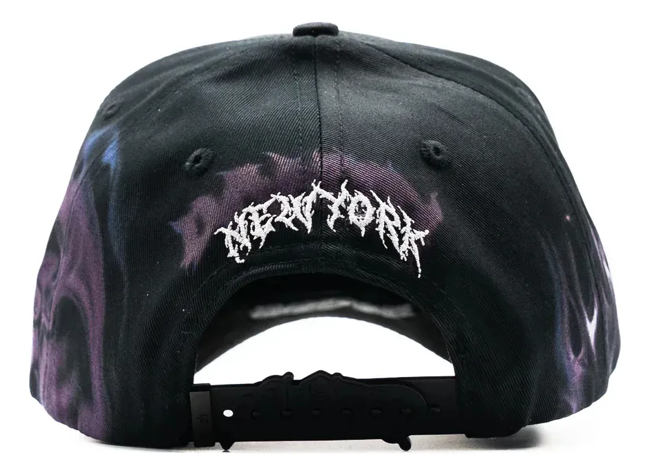 vista trasera de la gorra dandy hats purp