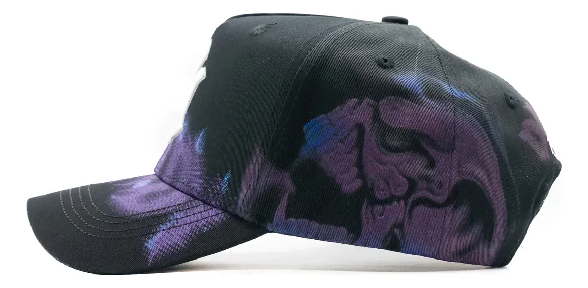 vista lateral izquierda de la gorra dandy hats purp