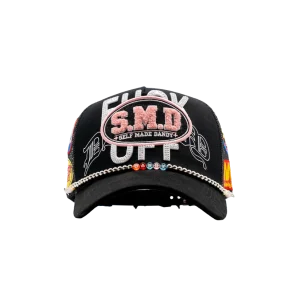 gorra smd en vista frontal con bordado rosa