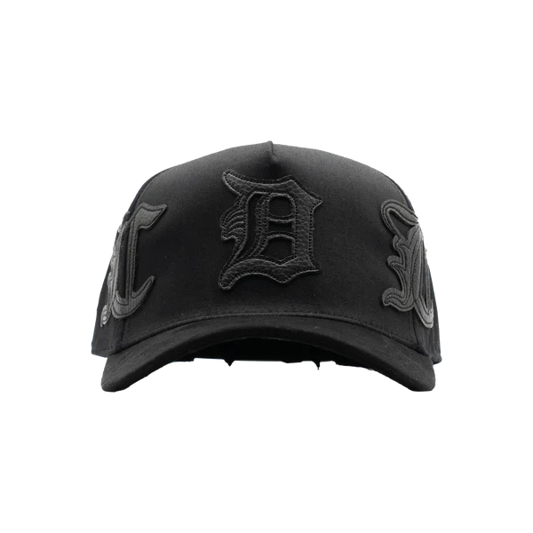 gorra king of kings negra con vista frontal