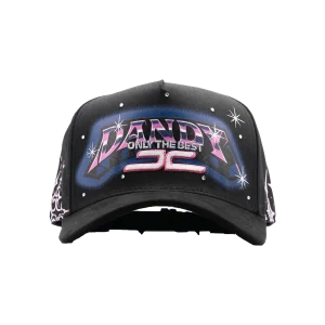 vista frontal de la gorra dandy hats x jc members only